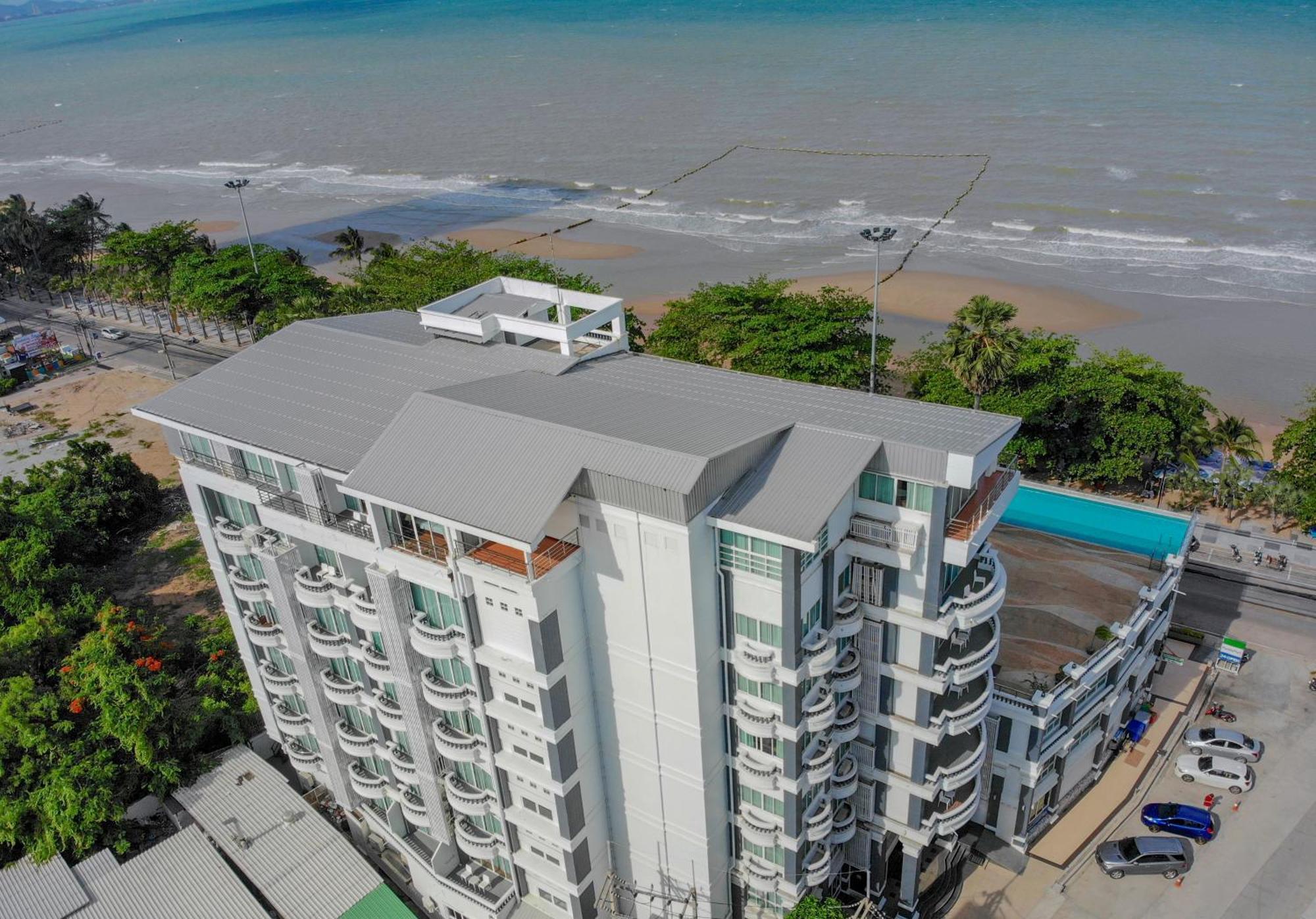 Jomtien Hisotel Exterior photo
