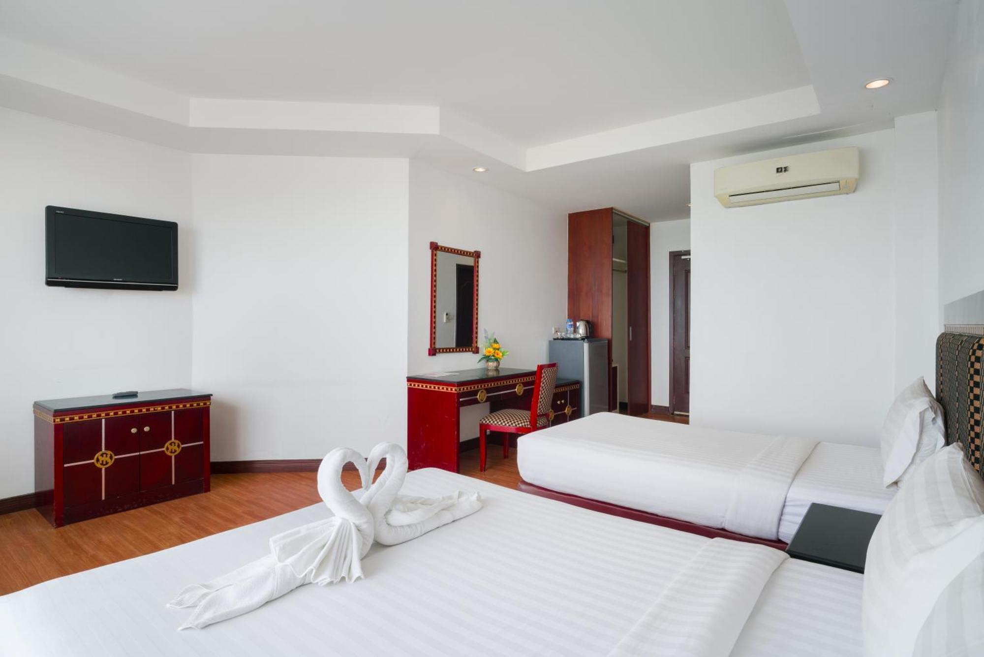 Jomtien Hisotel Room photo